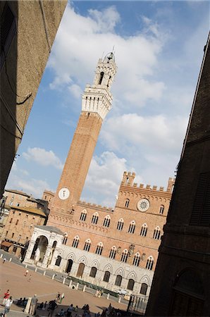 palazzo publico - View of the Piazza del Campo and the Palazzo Pubblico with its amazing bell tower, Siena, UNESCO World Heritage Site, Tuscany, Italy, Europe Foto de stock - Con derechos protegidos, Código: 841-03027892