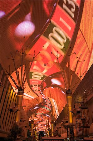 fremont street - Fremont Street Light and Sound Show Experience, Fremont Street, the older part of Las Vegas, Nevada, United States of America, North America Foto de stock - Direito Controlado, Número: 841-03028283