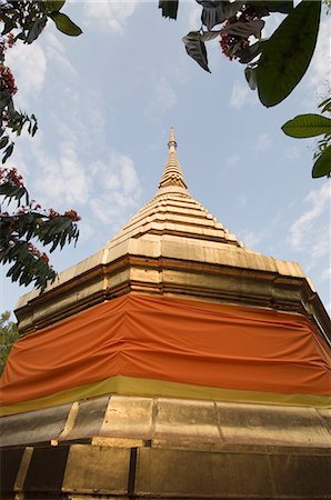 Buddhist temple, Chiang Rai, Thailand, Southeast Asia, Asia Foto de stock - Con derechos protegidos, Código: 841-03028473