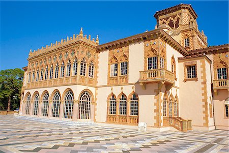 sarasota - The John and Mable Ringling Museum of Art, C'a d'Zan, built in Venetian style in 1924 by the famous circus millionaire John Ringling , Sarasota, Florida, United States of America Stock Photo - Rights-Managed, Code: 841-03028753