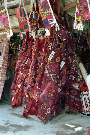 Kelims in souk, Baghdad, Iraq, Middle East Stock Photo - Rights-Managed, Code: 841-03028806