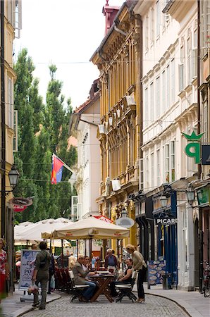 Pavement cafe on the Stari Trg, Ljubljana, Slovenia, Europe Stock Photo - Rights-Managed, Code: 841-03028974