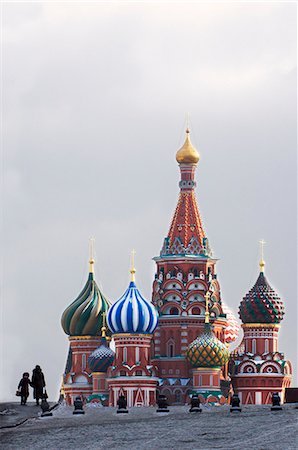 St. Basils Cathedral in the evening, Red Square, UNESCO World Heritage Site, Moscow, Russia, Europe Foto de stock - Con derechos protegidos, Código: 841-03029052