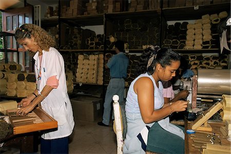 Labelling and wrapping cigars, Santo Domingo, Dominican Republic, West Indies, Central America Stock Photo - Rights-Managed, Code: 841-03029366