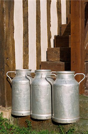 Milk cans, Normandie, France, Europe Foto de stock - Con derechos protegidos, Código: 841-03029388