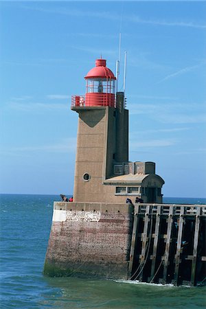 Lighthouse at port entrance, Fecamp, Cote d'Albatre, Normandy, France, Europe Stock Photo - Rights-Managed, Code: 841-03029408