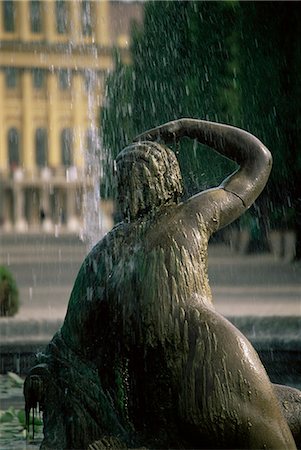 Statue, Schonbrunn Palace, UNESCO World Heritage Site, Vienna, Austria, Europe Stock Photo - Rights-Managed, Code: 841-03029579