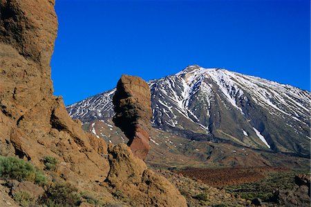 pico del teide - Mount Teide and Las Roques, Tenerife, Canary Islands, Spain Foto de stock - Con derechos protegidos, Código: 841-03029588