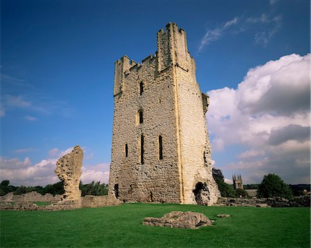 simsearch:841-02944638,k - Grand tour, Helmsley Castle, North Yorkshire, Angleterre, Royaume-Uni, Europe Photographie de stock - Rights-Managed, Code: 841-03029721