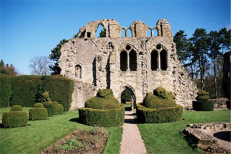 simsearch:841-03060994,k - Wenlock Priory and topiary, Much Wenlock, Shropshire, England, United Kingdom, Europe Foto de stock - Direito Controlado, Número: 841-03029967