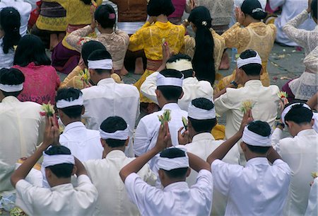supplication - Batara Turum Kabeh ceremony, Hindu temple of Besakih, island of Bali, Indonesia, Southeast Asia, Asia Foto de stock - Con derechos protegidos, Código: 841-03034018