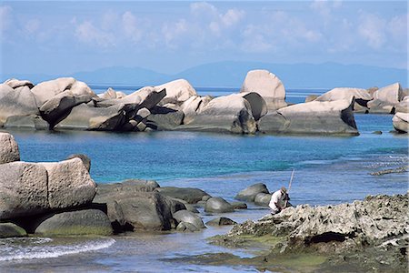 praslin island - Rocks on coast, Anse Takamaka, south coast, island of Praslin, Seychelles, Indian Ocean, Africa Foto de stock - Direito Controlado, Número: 841-03034059