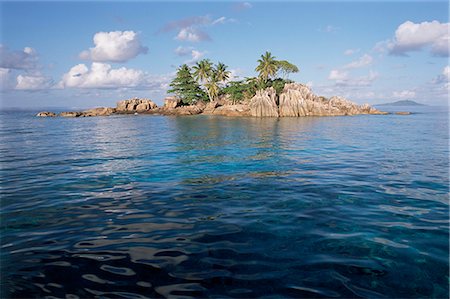 Ilet Saint Pierre (St. Pierre Islet), Anse Volbert, island of Praslin, Seychelles, Indian Ocean, Africa Stock Photo - Rights-Managed, Code: 841-03034051