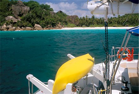 praslin island - Catamaran Lagoon 570, island of Praslin, Seychelles, Indian Ocean, Africa Foto de stock - Con derechos protegidos, Código: 841-03034076