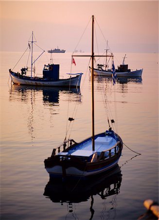 Bateaux de pêche, Skiathos, Grèce Photographie de stock - Rights-Managed, Code: 841-03034505