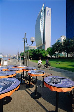 dubai street scenes - Dubai,United Arab Emirates,Middle East Stock Photo - Rights-Managed, Code: 841-03034538