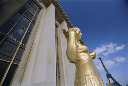 simsearch:841-02947042,k - Statues at Trocadero and Eiffel Tower,Paris,France,Europe Stock Photo - Rights-Managed, Code: 841-03034679