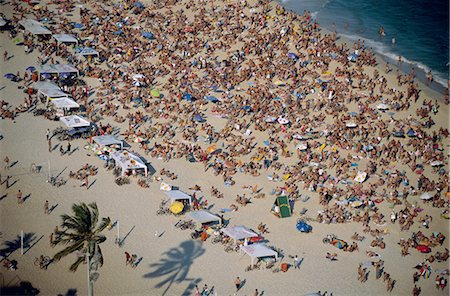 rio de janeiro entertainment pictures - Sunday crowd,Ipanema Beach,Rio de Janeiro,Brazil,South America Stock Photo - Rights-Managed, Code: 841-03034717