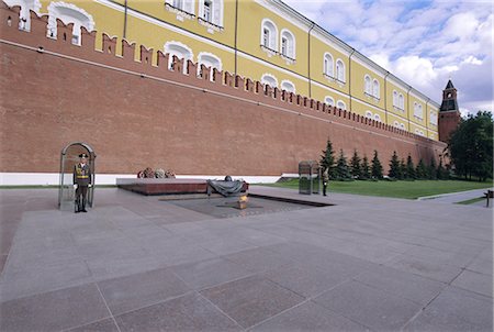 sculptures in the courtyards - War memorial at the Kremlin,Moscow,Russia,Europe Stock Photo - Rights-Managed, Code: 841-03034816