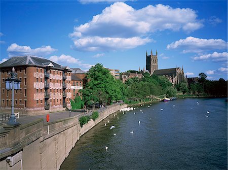 simsearch:841-02713877,k - South Quay, cathedral and River Severn, Worcester, Hereford and Worcester, England, United Kingdom, Europe Foto de stock - Direito Controlado, Número: 841-03030005