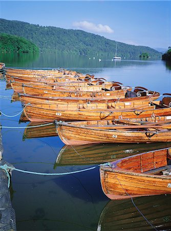 simsearch:841-02943873,k - Rowing boats and lake Windermere, Bowness on Windermere, Lake District National Park, Cumbria, England, United Kingdom, Europe Foto de stock - Con derechos protegidos, Código: 841-03030008