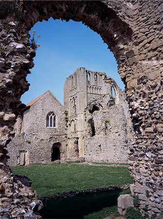 simsearch:841-02944792,k - Priory ruins, Priors chapel and tower from the cloister, Castle Acre, Norfolk, England, United Kingdom, Europe Foto de stock - Con derechos protegidos, Código: 841-03030001