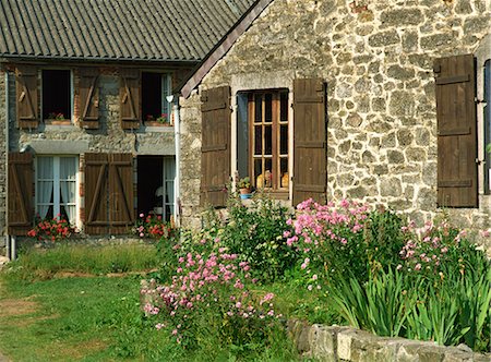 simsearch:841-02711415,k - Extérieur d'une maison de village à Wallers Trélon en Picardie (Picardie), France, Europe Photographie de stock - Rights-Managed, Code: 841-03030102