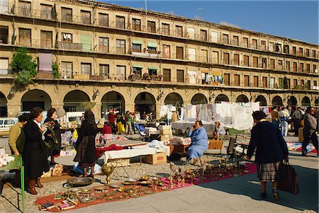 spain market - Market in the Town Square in Cordoba, Andalucia (Andalusia), Spain, Europe Stock Photo - Rights-Managed, Code: 841-03030297