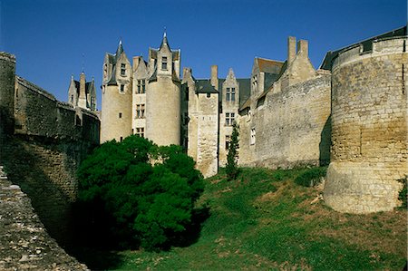 Chateau Montreuil Bellay, near Saumur, western Loire, Loire Valley, France, Europe Stock Photo - Rights-Managed, Code: 841-03030441