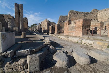 The ruins of Pompeii, a large Roman town destroyed in 79AD by a volcanic eruption from Mount Vesuvius, UNESCO World Heritage Site, near Naples, Campania, Italy, Europe Stock Photo - Rights-Managed, Code: 841-03030771