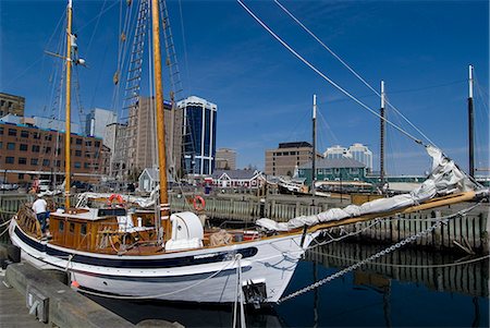 Du port à pied, Halifax, Nouvelle-Écosse, Canada, en Amérique du Nord Photographie de stock - Rights-Managed, Code: 841-03030855