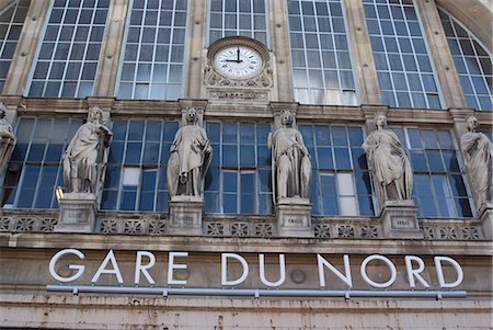 simsearch:841-02944457,k - Gare du Nord railway station, and Eurostar Terminal, Paris, France, Europe Stock Photo - Rights-Managed, Code: 841-03031169