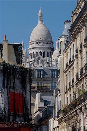 View of Sacre Coeur Basilica, Montmartre, Paris, France, Europe Foto de stock - Con derechos protegidos, Código: 841-03031183