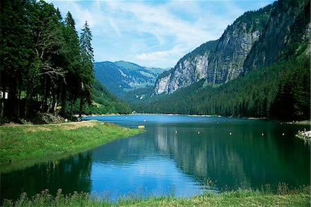 simsearch:841-03030528,k - Lac de Montriond, Morzine, Rhone Alpes, France, Europe Photographie de stock - Rights-Managed, Code: 841-03031198