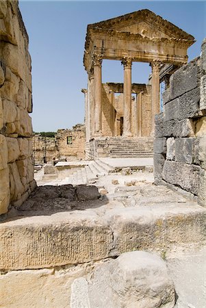 simsearch:841-03031658,k - Ancienne ville romaine de Thugga (Dougga), patrimoine mondial de l'UNESCO, Tunisie, Afrique du Nord, Afrique Photographie de stock - Rights-Managed, Code: 841-03031609