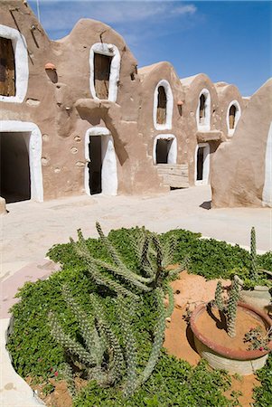 simsearch:841-03031601,k - Les vieux appareils de stockage de grain berbère récent site du film Star Wars, maintenant un hôtel, Ksar Hedada, Tunisie, Afrique du Nord, Afrique Photographie de stock - Rights-Managed, Code: 841-03031634