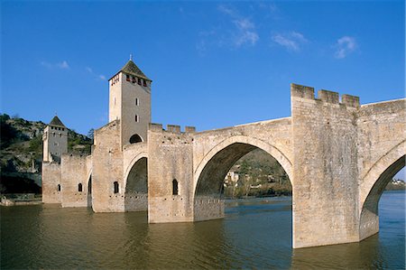 simsearch:841-02711847,k - Valentre pont, Cahors, Quercy région, Lot, France, Europe Photographie de stock - Rights-Managed, Code: 841-03031975