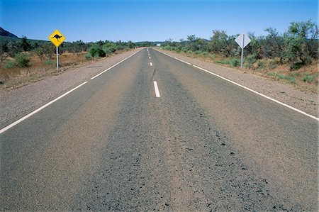 simsearch:841-03062763,k - Känguru unterzeichnen und leeren Straße, Flinders Range, South Australia, Australien, Pazifik Stockbilder - Lizenzpflichtiges, Bildnummer: 841-03031978