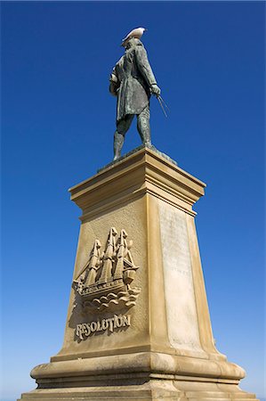simsearch:841-03489715,k - Statue du capitaine James Cook, front de mer, Whitby, North Yorkshire, Yorkshire, Angleterre, Royaume-Uni, Europe Photographie de stock - Rights-Managed, Code: 841-03032250