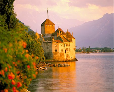 Chateau de Chillon, Lake Generva, Montreux, Switzerland, Europe Foto de stock - Con derechos protegidos, Código: 841-03032563