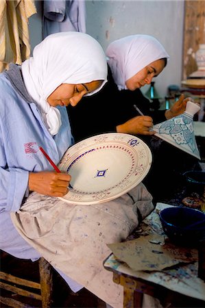 simsearch:841-02832437,k - Women painting pottery, potters village of Safi, Atlantic coast, Morocco, North Africa, Africa Stock Photo - Rights-Managed, Code: 841-03032949