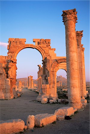 simsearch:841-03056632,k - Arc monumental, Palmyre, patrimoine mondial de l'UNESCO, la Syrie, Moyen-Orient Photographie de stock - Rights-Managed, Code: 841-03033126