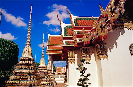 simsearch:841-03035819,k - Temples and chedis of Wat Pho, Bangkok, Thailand Stock Photo - Rights-Managed, Code: 841-03033428