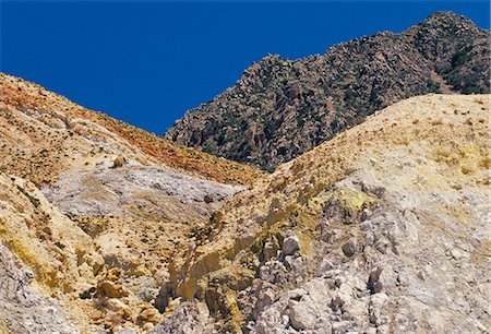 simsearch:841-03033644,k - Yellow and orange volcanic rock, Nisyros (Nisiros) (Nissyros), Dodecanese islands, Greece, Mediterranean, Europe Foto de stock - Con derechos protegidos, Código: 841-03033562