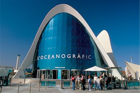 santiago calatrava architecture - Oceanographic Park, architect Santiago Calatrava, City of Arts and Sciences (Ciudad le las Artes y las Ciencias), Valencia, Spain, Europe Stock Photo - Rights-Managed, Code: 841-03033621