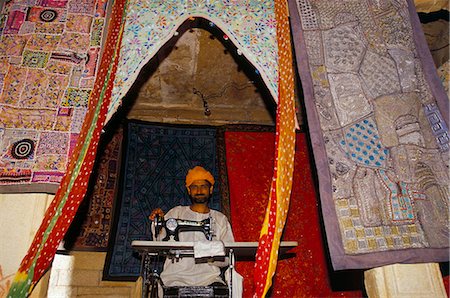 simsearch:841-02900888,k - Textile worker at his sewing machine, Jaisalmer, Rajasthan state, India, Asia Stock Photo - Rights-Managed, Code: 841-03033690