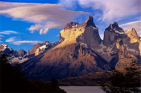 simsearch:841-02718601,k - Cuernos del Paine (Horns of Paine), Torres del Paine National Park, Patagonia, Chile, South America Foto de stock - Con derechos protegidos, Código: 841-03033779