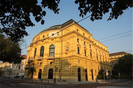 simsearch:841-03065457,k - National Theatre by Hellmer and Fellner, Neo Baroque building dating from 1883, Szeged, Hungary, Europe Stock Photo - Rights-Managed, Code: 841-03054887