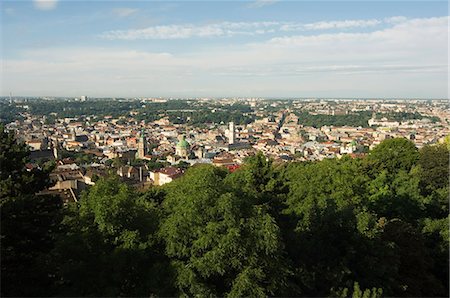 View of Old Town from Castle Hill, UNESCO World Heritage Site, Lviv, United Kingdomraine, Europe Foto de stock - Direito Controlado, Número: 841-03054951