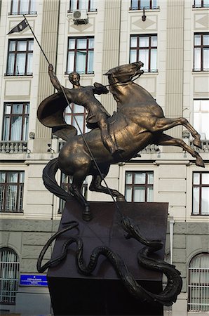 st george - George and the Dragon, Equestrian Monument, Old Town, UNESCO World Heritage Site, Lviv, United Kingdomraine, Europe Foto de stock - Con derechos protegidos, Código: 841-03054960